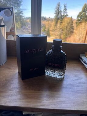 Valentino Uomo Born in Roma black 3.4 oz